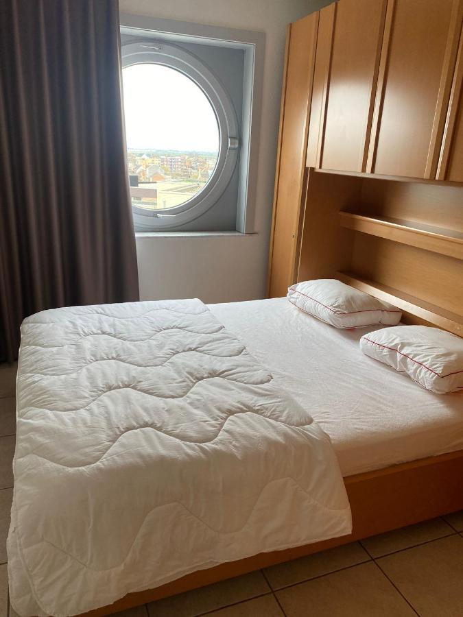 Appartement Met Zeezicht, Zwembad & Garage Ostende Exteriér fotografie